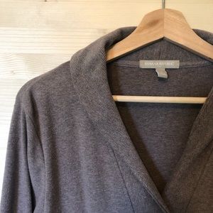 Banana Republic Pullover Sweater with pockets